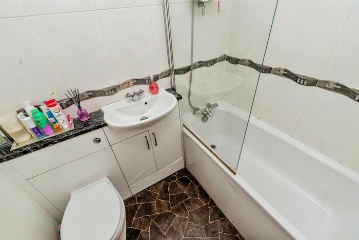 2 Bedroom Semi-Detached House For Sale In Jean Drive, Tipton, DY4