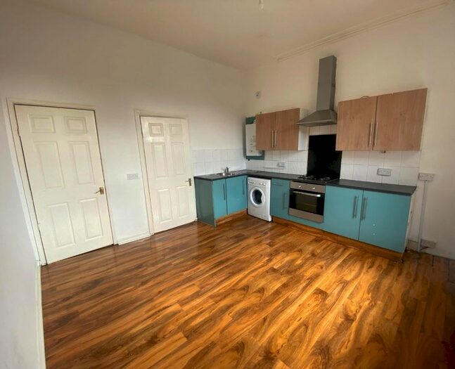 2 Bedroom Flat To Rent In Seaforth Road, Seaforth, Liverpool, L21