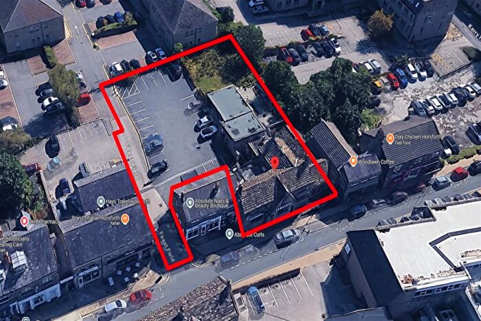 House For Sale In Town Street, Horsforth, Leeds, LS18