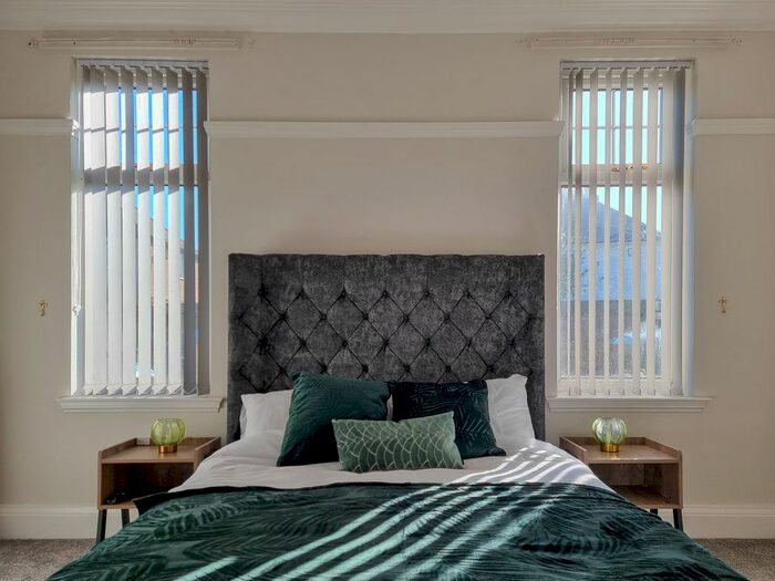 5 Bedroom Detached House To Rent In Hinckley Road, Leicester, LE3