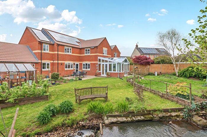 6 Bedroom Detached House For Sale In Longmead, Hemyock, EX15