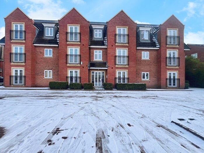 2 Bedroom Flat To Rent In Grange Drive, Sutton Coldfield, B74
