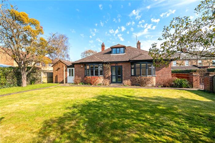 2 Bedroom Bungalow For Sale In Burghley Street, Bourne, Lincolnshire, PE10