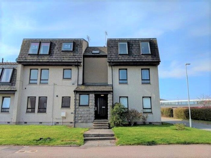 2 Bedroom Flat To Rent In Pitmedden Terrace, Garthdee, Aberdeen, AB10