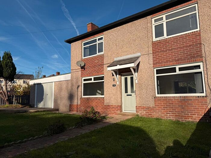3 Bedroom Semi-Detached House To Rent In South Avenue, Horbury, Wakefield, WF4