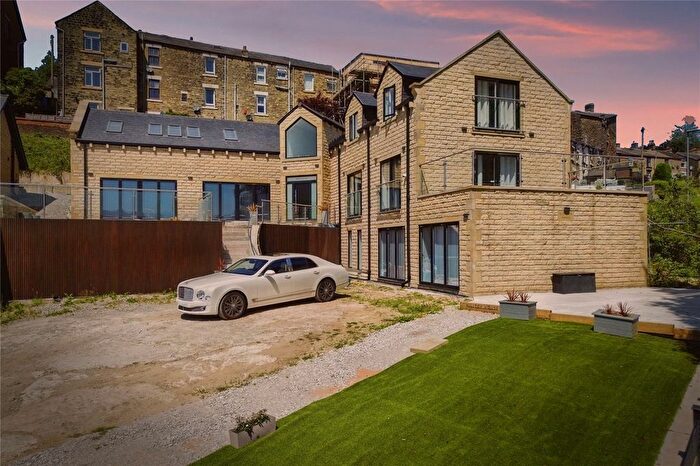 6 Bedroom Detached House For Sale In Milton Brae, Milton Street, Mossley, Ashton-Under-Lyne, OL5