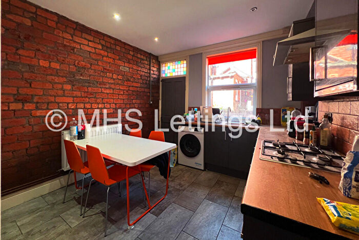 4 Bedroom Terraced House To Rent In Royal Park Road, Leeds, LS6