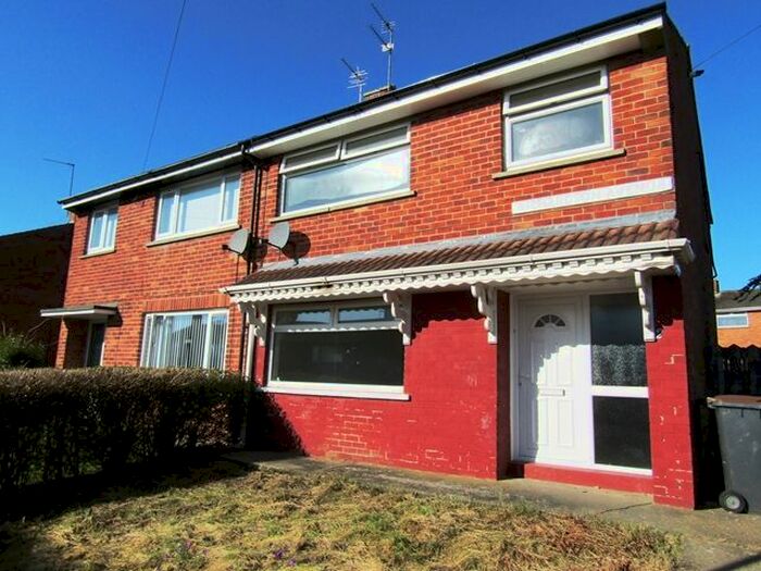 3 Bedroom Semi-Detached House To Rent In Richardson Avenue, Bishop Auckland DL14