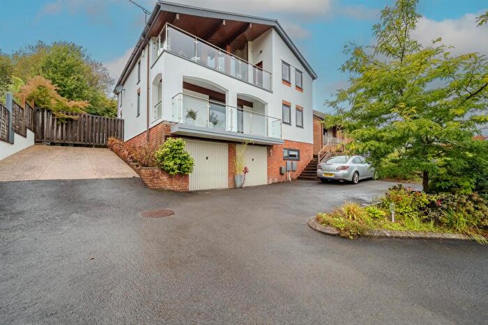 6 Bedroom Detached House For Sale In Oaks Court, Abersychan, Pontypool, NP4