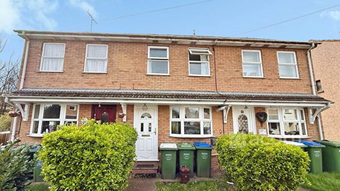 2 Bedroom Terraced House To Rent In Crusoe Road, Erith, DA8