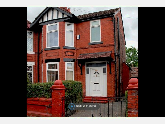 4 Bedroom Semi-Detached House To Rent In Lytham Road, Manchester M19