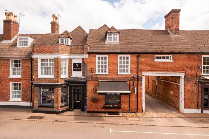 3 Bedroom Flat For Sale In Bedford Street, Woburn, MK17