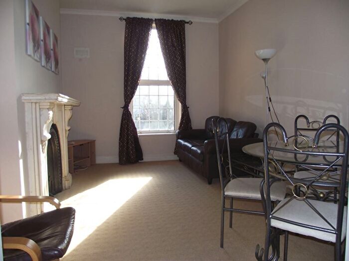 1 Bedroom Flat To Rent In Romford Road, London, E15