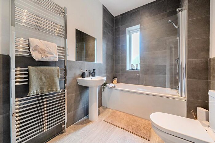 4 Bedroom Town House To Rent In Casa By Moda - Abbey Court, Tannery Row Leeds, LS5