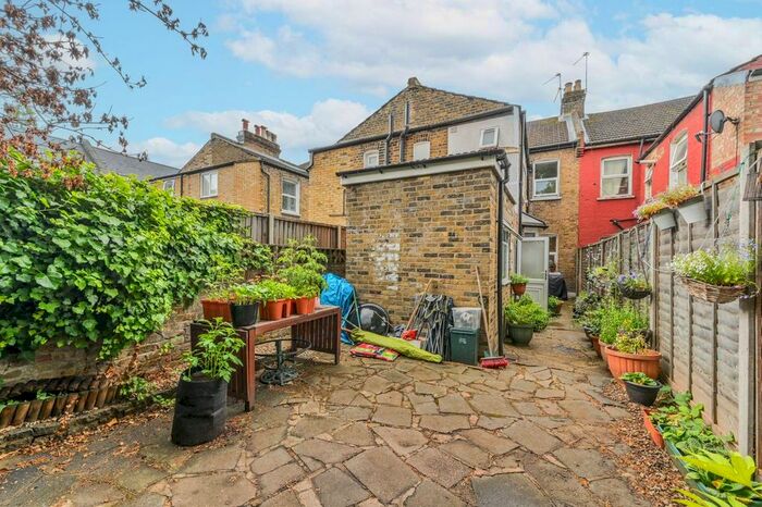 4 Bedroom Property To Rent In Ranelagh Road, London, Tj, Wood Green, London, N22