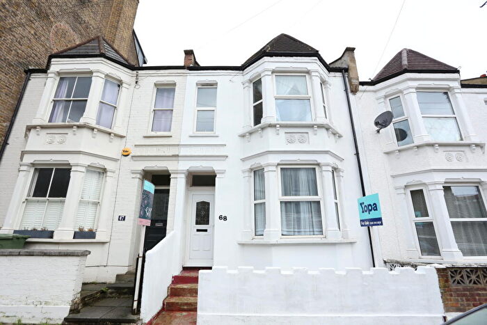 3 Bedroom Terraced House For Sale In Woodrow, London, SE18