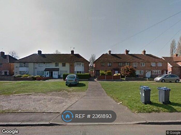 3 Bedroom Semi-Detached House To Rent In Sheddington Road, Erdington, B23