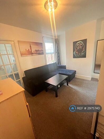 1 Bedroom Flat To Rent In Belmont Road, Reading, RG30