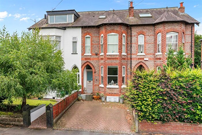 5 Bedroom Terraced House For Sale In Barkers Lane, Sale, M33