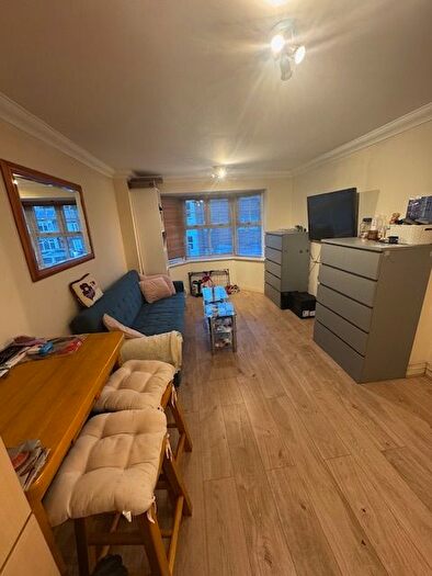 1 Bedroom Flat To Rent In Hitchin Road, Luton, LU2