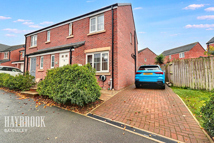 3 Bedroom Semi Detached House For Sale In Eagle Avenue, Wilthorpe, S75