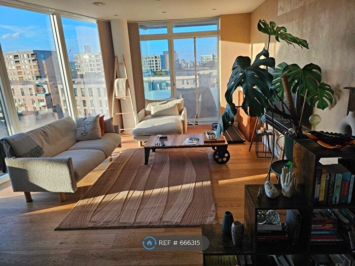 2 Bedroom Flat To Rent In Peartree Way, Greenwich, SE10