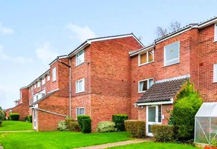 1 Bedroom Flat For Sale In Shurland Avenue, East Barnet, EN4