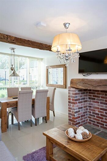 3 Bedroom Garage / Parking To Rent In Luzon, Dove House Farm, Blythe Bridge, Caverswall, Stoke On Trent, ST11