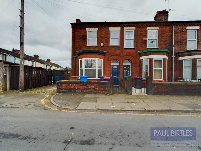 3 Bedroom Terraced House To Rent In Gorton Street, Eccles, Manchester, M30