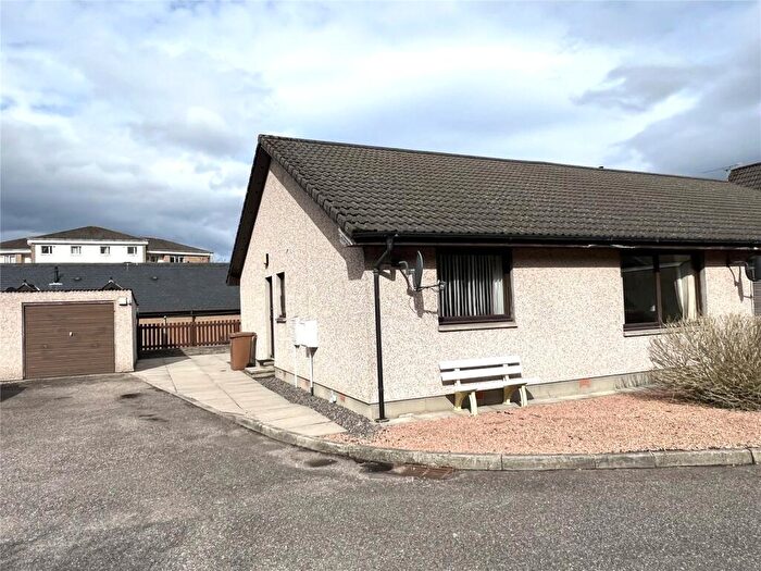 3 Bedroom Semi Detached House For Sale In Abban Place, Inverness, IV3