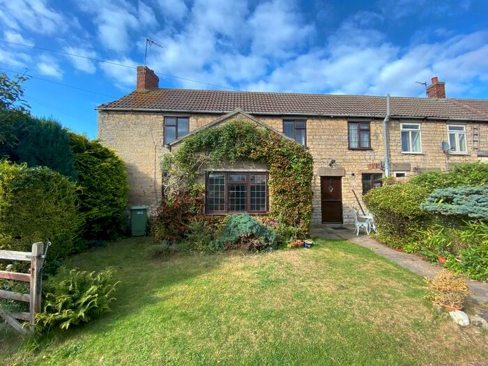 2 Bedroom Cottage To Rent In School Lane, Ropsley, NG33