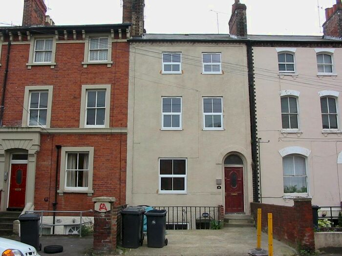 1 Bedroom Flat To Rent In South Street, Reading, RG1