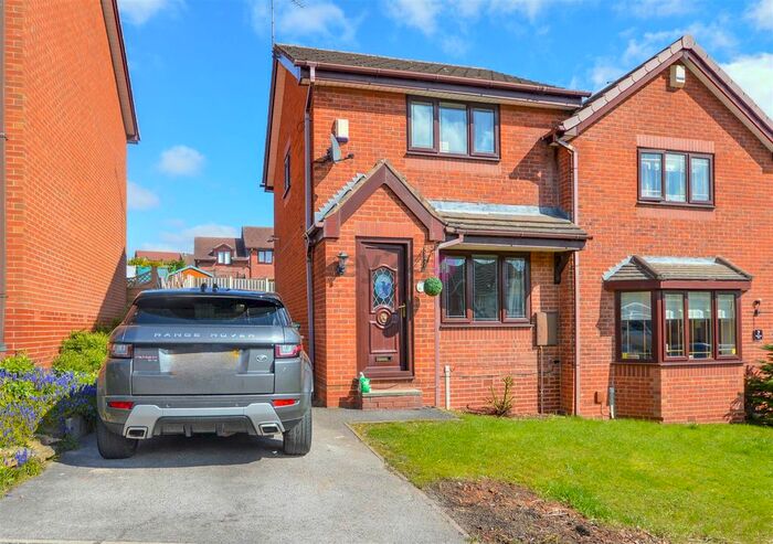 2 Bedroom Semi-Detached House To Rent In Moor Farm Garth, Mosborough, S20
