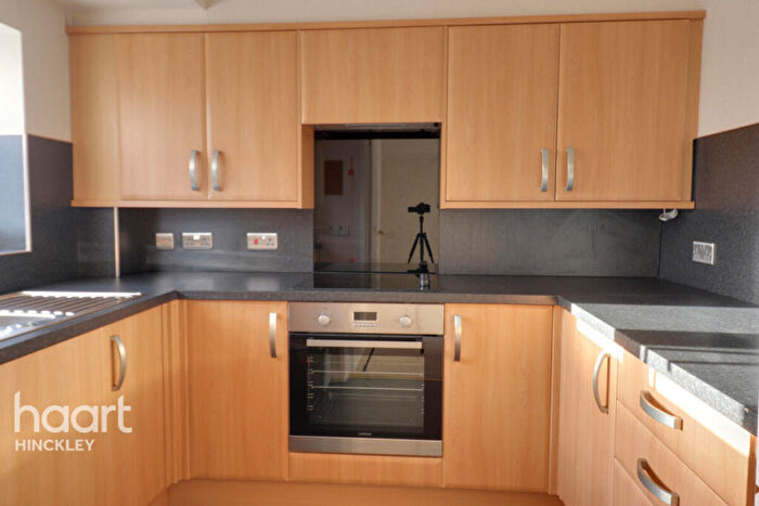 2 Bedroom Apartment For Sale In Ashby Road, Hinckley, LE10