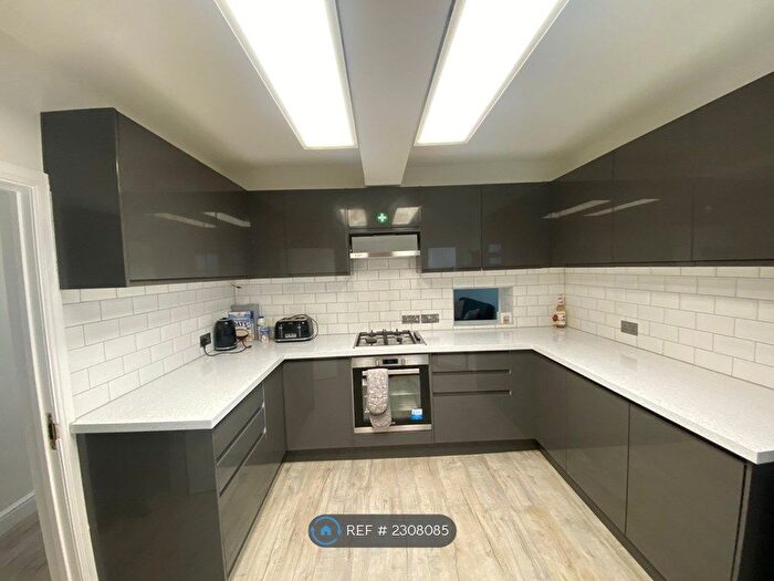 4 Bedroom Terraced House To Rent In Chester Road, London, N9