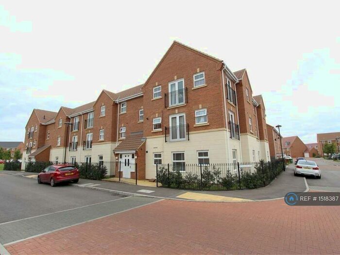 2 Bedroom Flat To Rent In Drakes Avenue, Leighton Buzzard, LU7