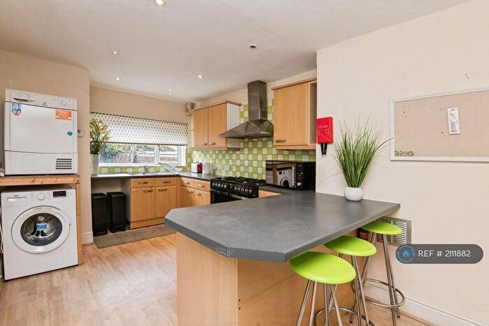 5 Bedroom Terraced House To Rent In Park Road, Exeter, EX1