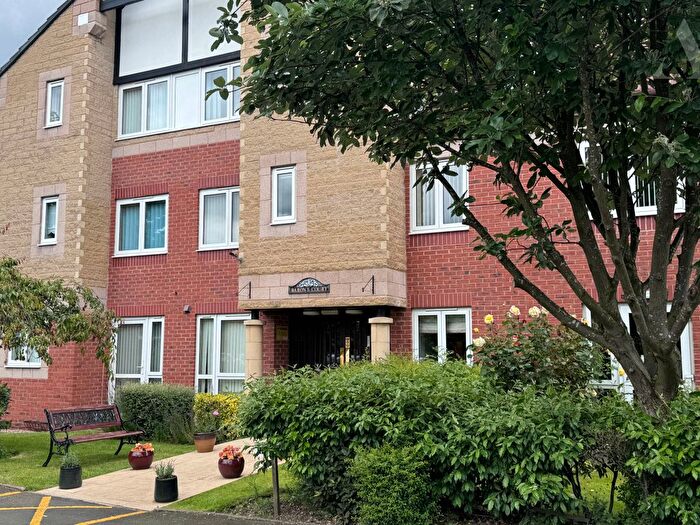 1 Bedroom Flat To Rent In Barons Court, Old Lode Lane, Solihull, West Midlands, B92