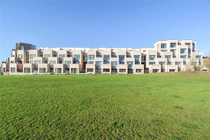 2 Bedroom Flat To Rent In Eddington Avenue, Eddington, Cambridge, CB3