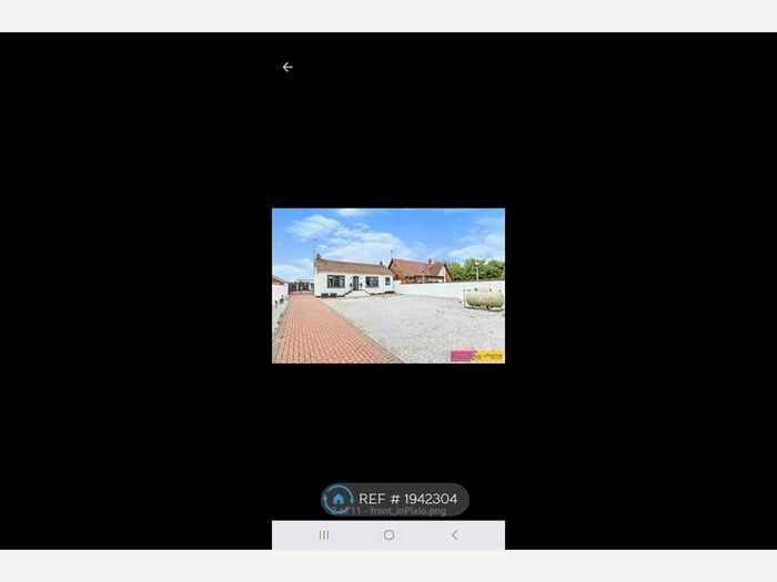 4 Bedroom Bungalow To Rent In West Park Drive, Darrington, Pontefract, WF8