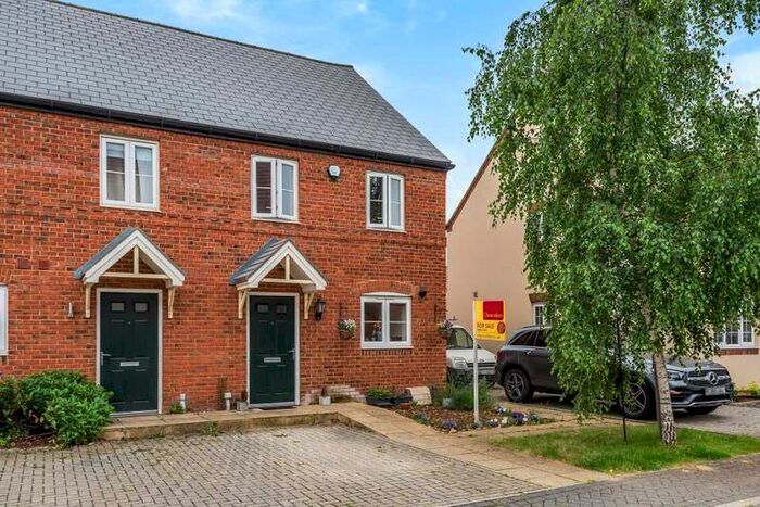 2 Bedroom End Of Terrace House To Rent In Catterick Road, Bicester, OX26