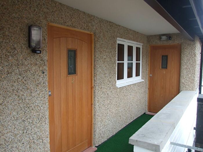 1 Bedroom Flat To Rent In Leys Avenue, Letchworth Garden City, SG6
