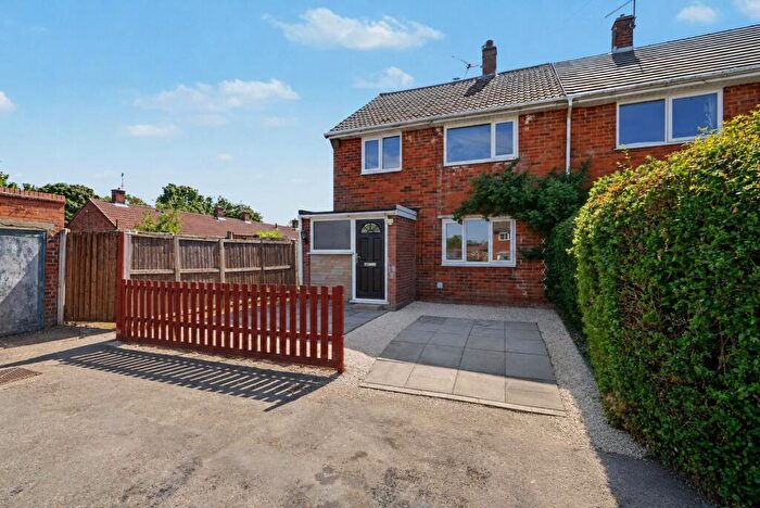 3 Bedroom Semi Detached House For Sale In Coniston Road, Long Eaton, NG10