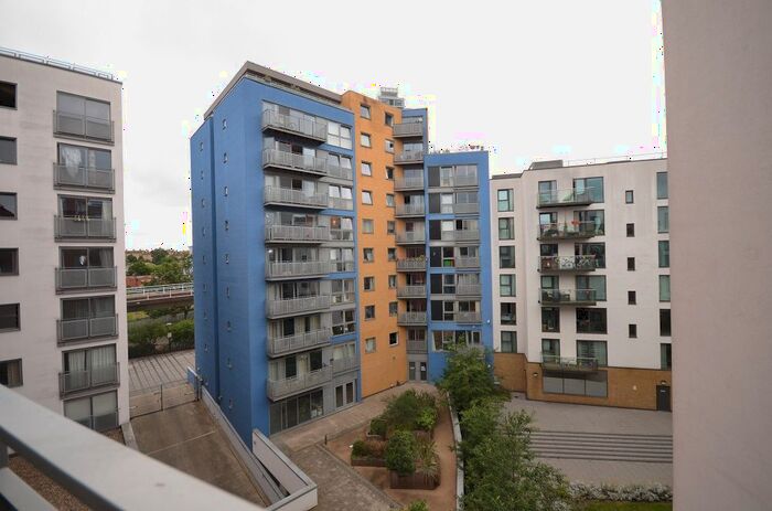 1 Bedroom Flat To Rent In Deals Gateway, London, SE13