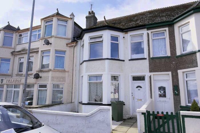 2 Bedroom Flat To Rent In Edgcumbe Avenue, Newquay, TR7