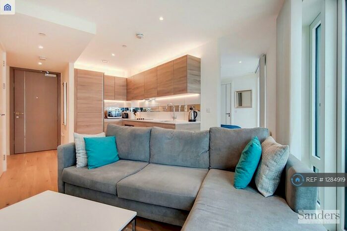 1 Bedroom Flat To Rent In Hampton Apartments, London, SE18