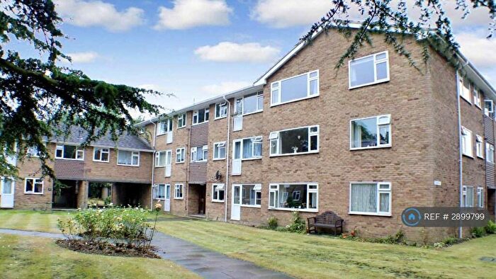 1 Bedroom Flat To Rent In Carlisle Avenue, St Albans, AL3