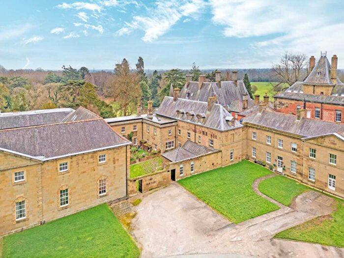 4 Bedroom Semi-Detached House To Rent In Wynnstay Hall Estate, Ruabon, LL14