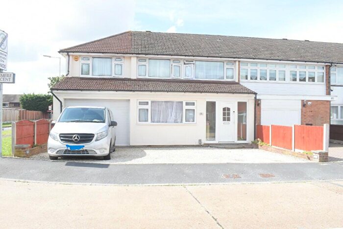 6 Bedroom End Of Terrace House To Rent In Tangmere Crescent, Hornchurch, London, RM12