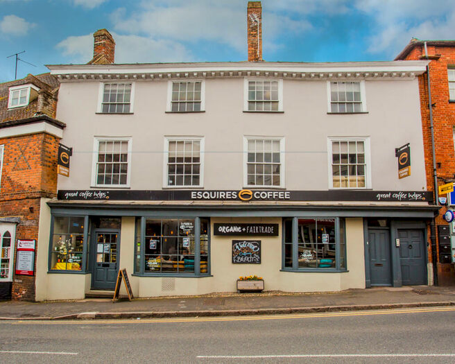 3 Bedroom Apartment To Rent In West Street, Buckingham, MK18